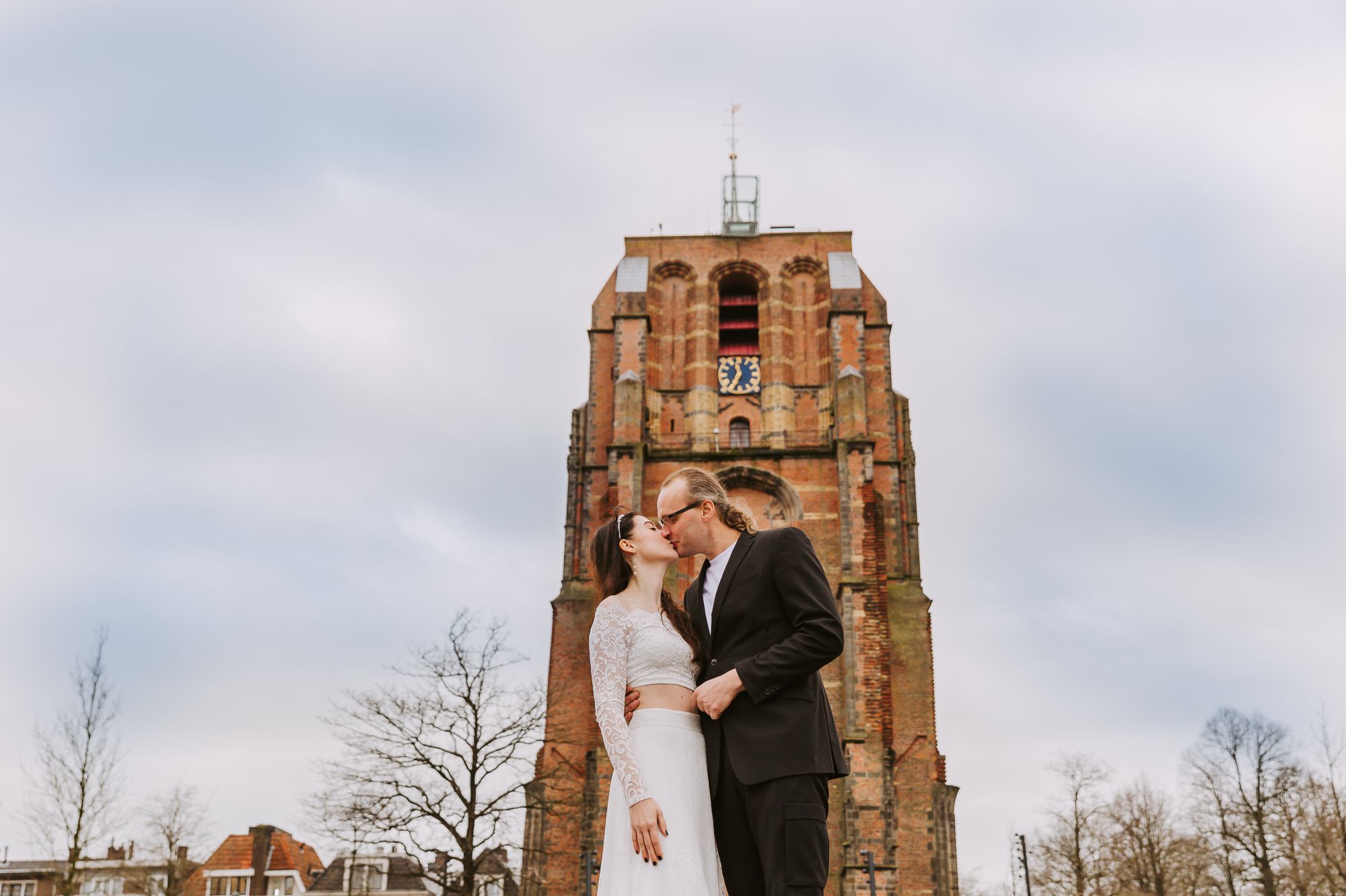 Gasten tijdens het feest van Bruiloft in Friesland