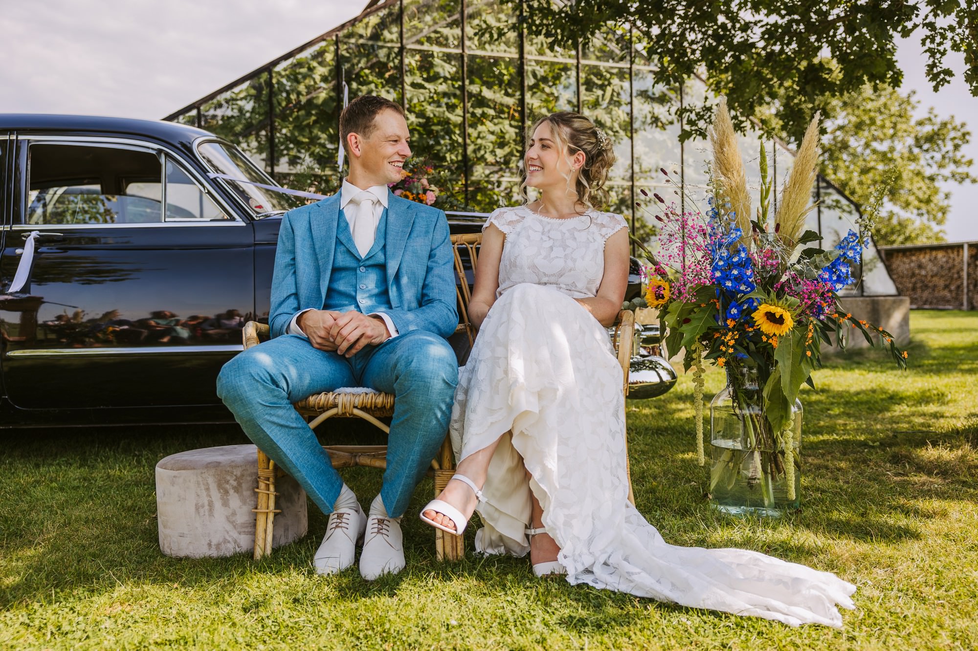 Gasten tijdens het feest van Bruiloft bij It Flinkeboskje