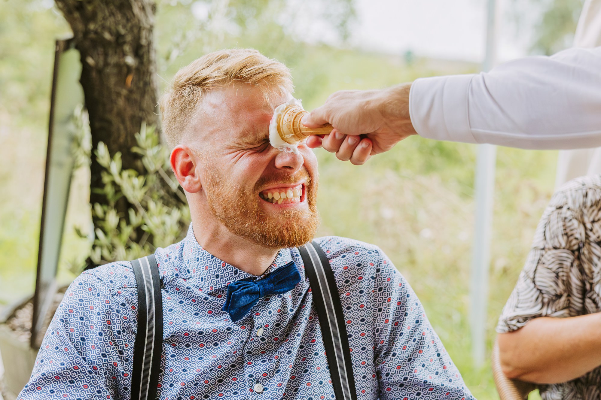 Slotmoment van de bruiloftsdag van Bruiloft bij It Flinkeboskje
